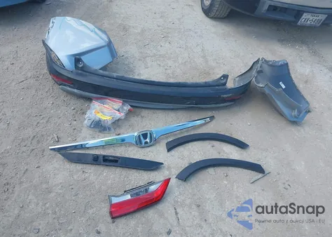 2017 Honda Cr-V Lx z USA, uszkodzony, nr VIN 7FARW5H36HE006517